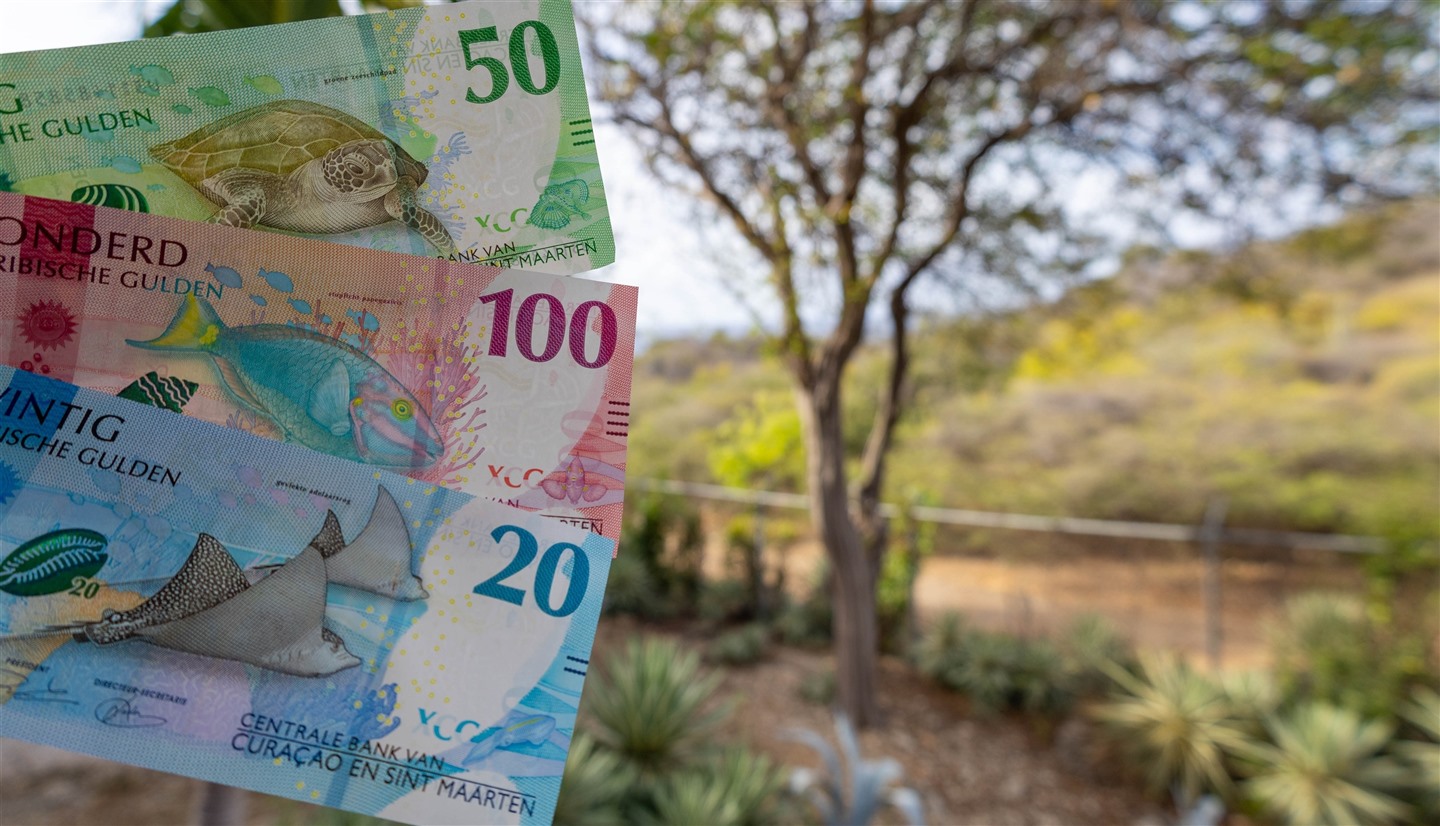 bankbiljetten-curacao.jpg